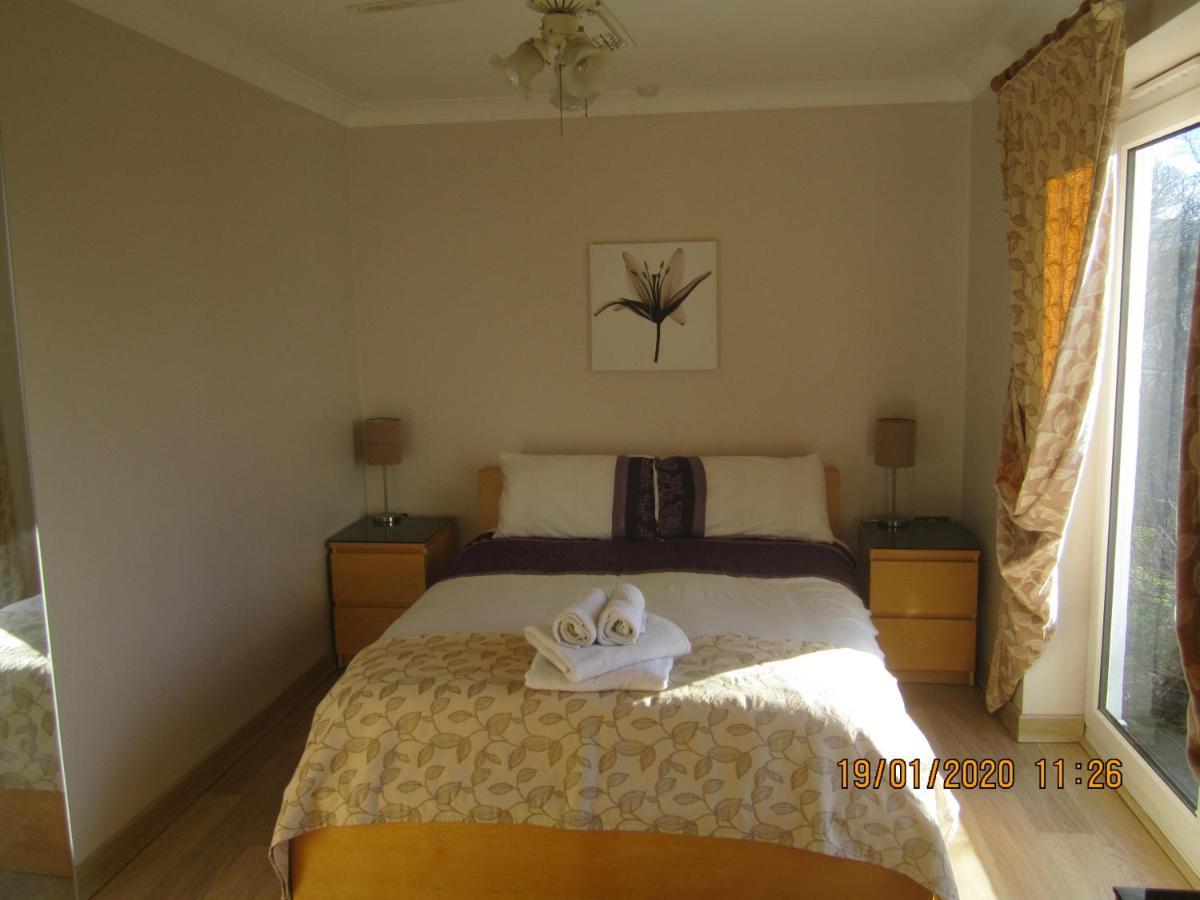 Cwmbach Guest House Neath Buitenkant foto