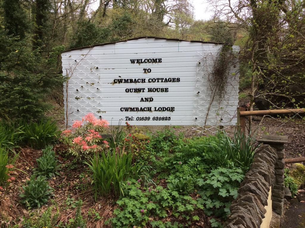 Cwmbach Guest House Neath Buitenkant foto