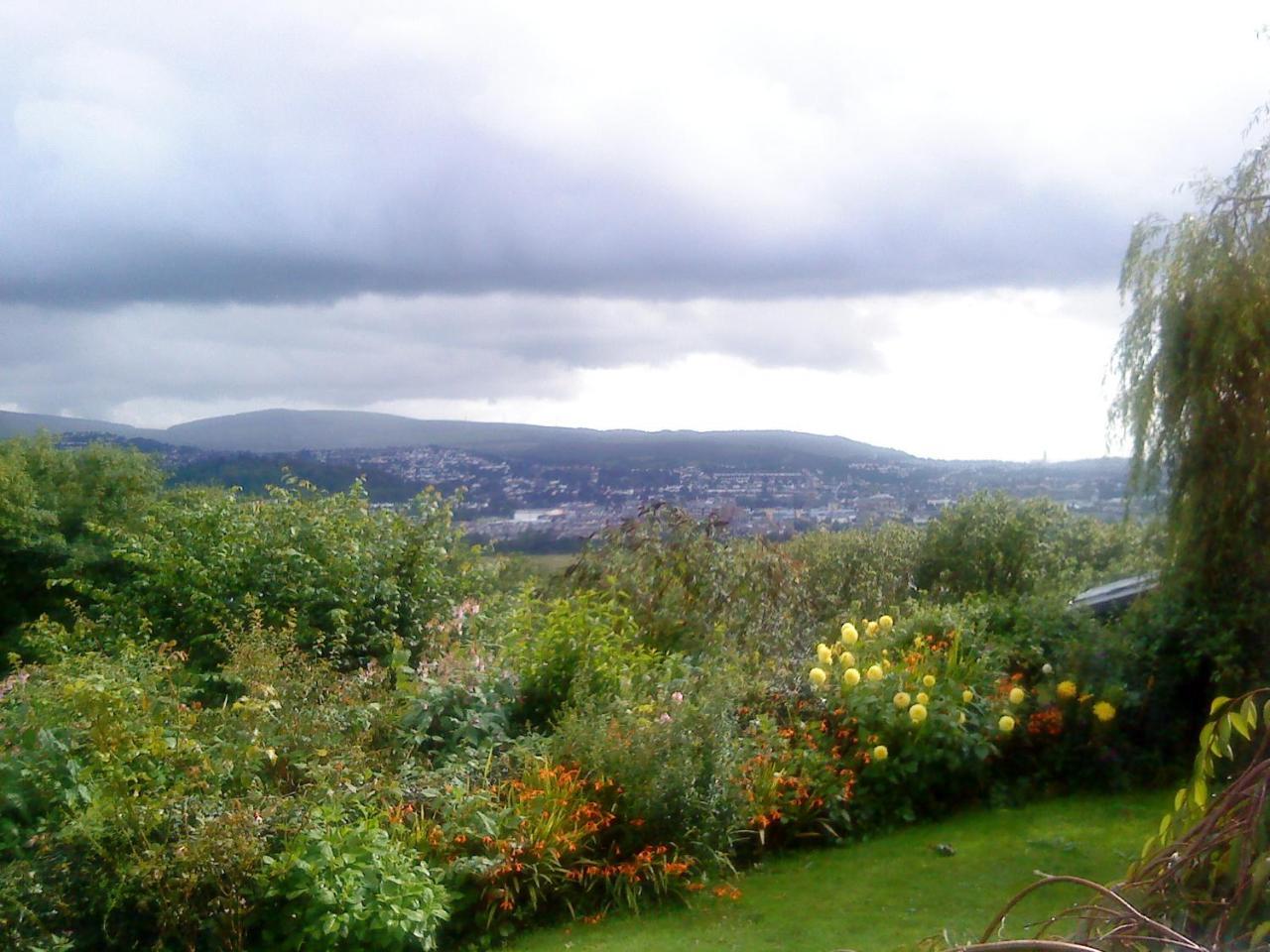 Cwmbach Guest House Neath Buitenkant foto